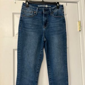 Max Studio Indigo Frayed Hem Women’s Jeans